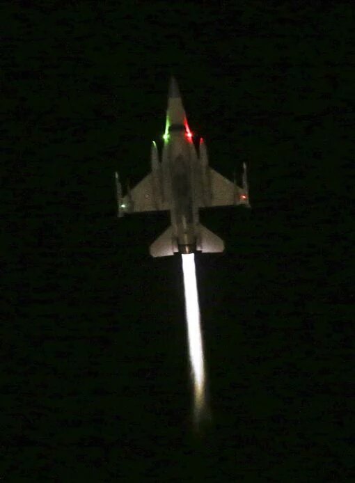 View image on Twitter