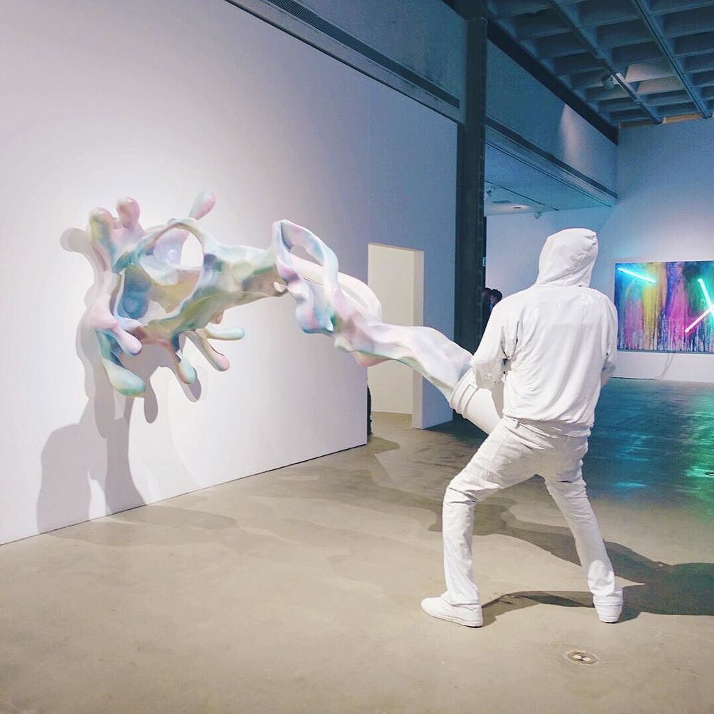 Basically what I wanna do: splash pastel colors all over the world 
Artist: @theaxelrod