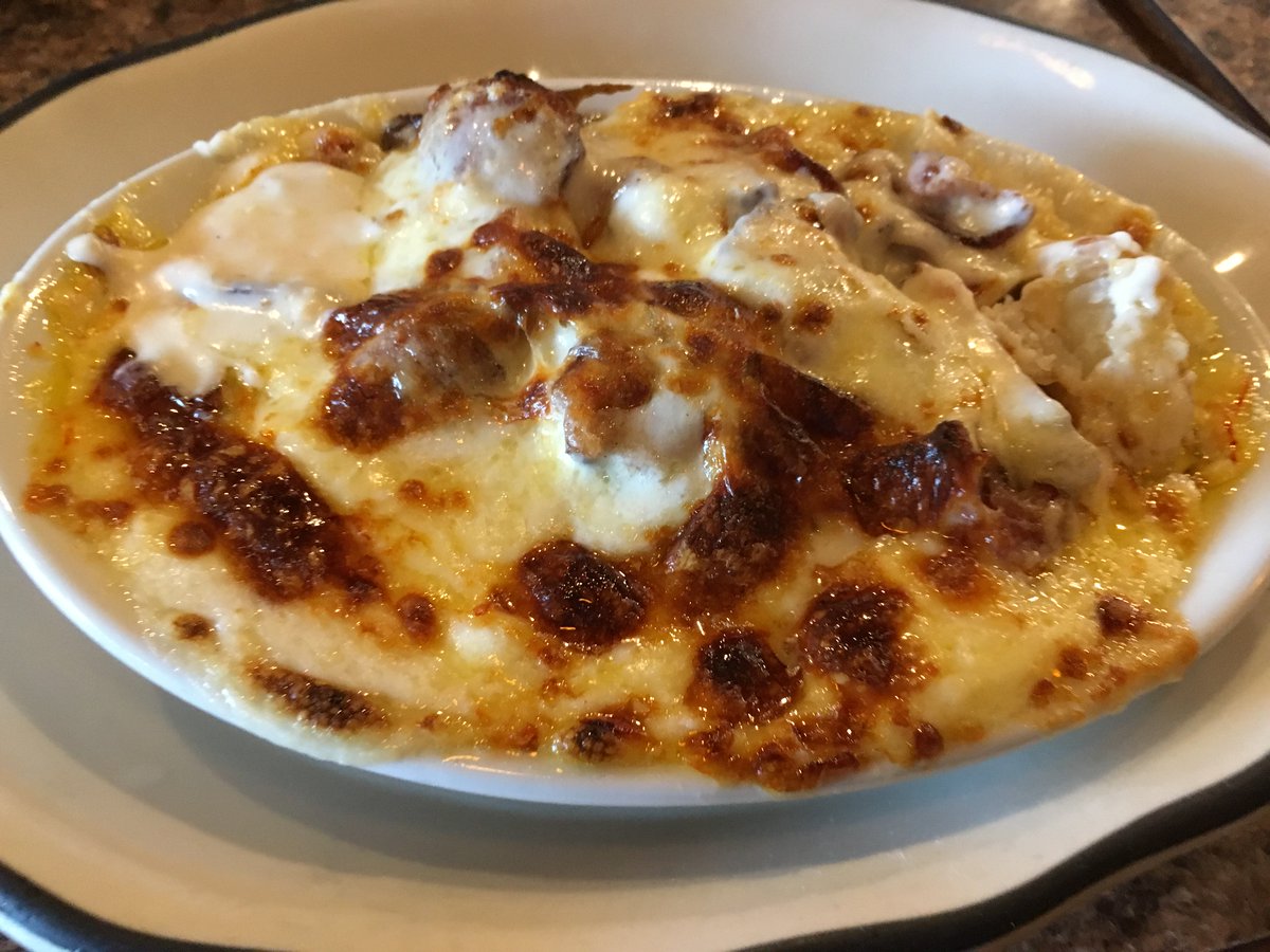 CulinaryInsider's tweet photo. This should be the official dish of SD - Potato Brûlée - potatoes, butter bechamel, 5 cheeses @CafeBruleSD #HiFromSD https://t.co/OdL6Pk28jq