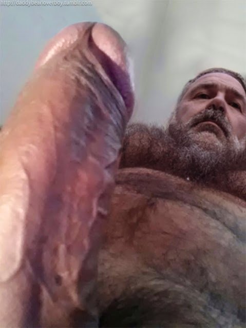 Beardad941's tweet photo. Yummiii !! #lovethisdick https://t.co/lqXMDDe20C