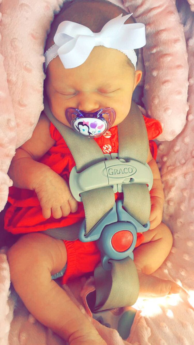 MCMXCVII2's tweet photo. Gift from heaven 👶🏼💜 https://t.co/z6ezxgMZLA
