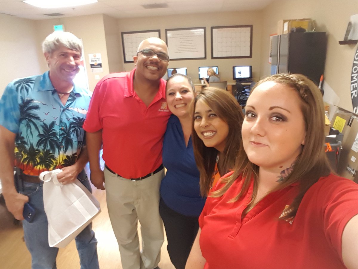 Jess02719's tweet photo. Safety day #6669 @SarbGill01 @suljic_adel https://t.co/CXZt4K9YZv