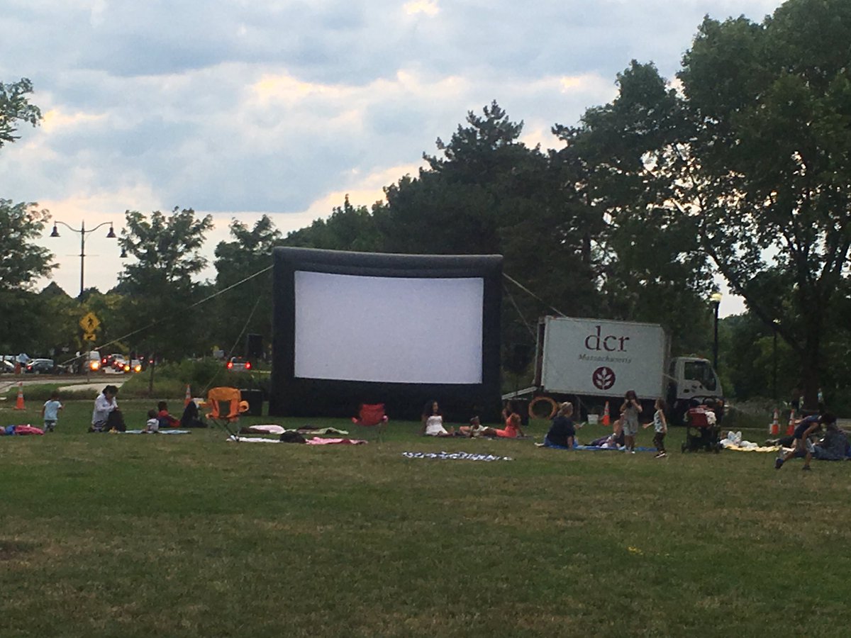 AtAssemblyRow's tweet photo. Get your spot in the park #atassemblyrow for the screening of Cinderella(2015) starting soon! @MassDCR https://t.co/2vaRFJ1j0n