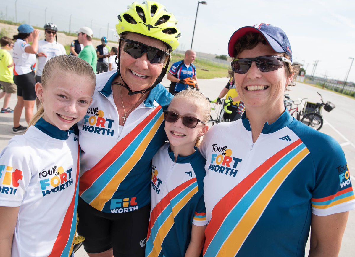 BetsyPriceftw's tweet photo. Join us tomorrow at the #TourdeFW @CentralMarket Finale Ride at 9 AM! @bicycles_inc @FitWorth https://t.co/jJdMH8iM15