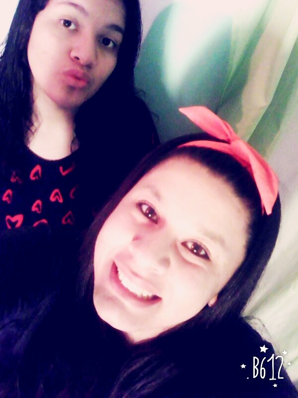 alvarezana2's tweet photo. Con ella , salimos hermosas #teamofea
@katybiebs872 https://t.co/cl0lis6pL1