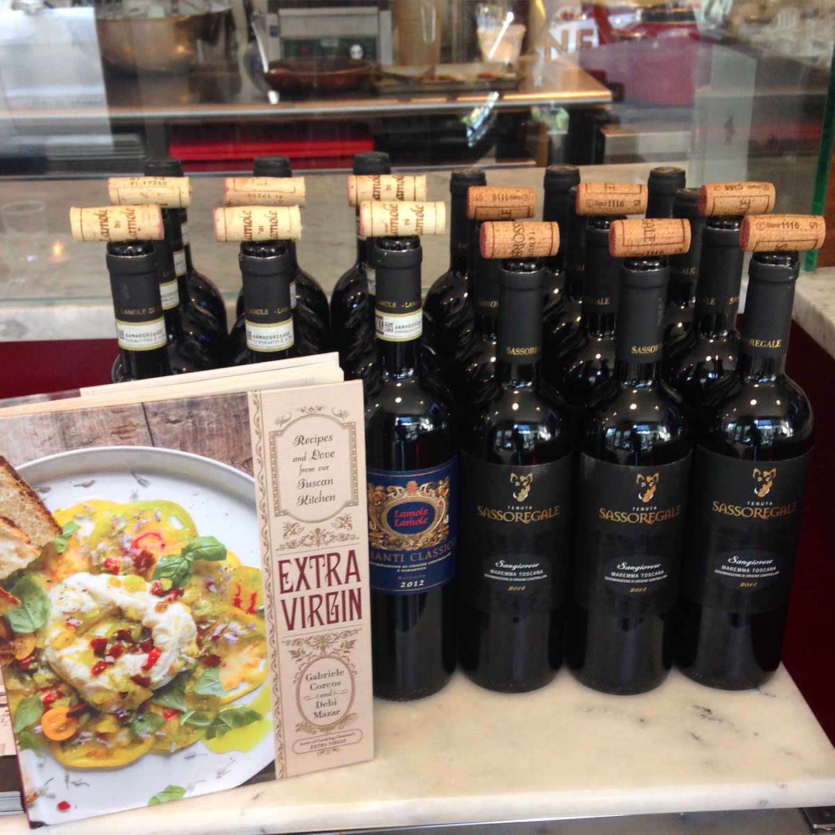 Kicking off a Tuscan Summer in Brooklyn wine dinner w <a href="/TheTuscanGun/">Gabriele Corcos</a> #sassoregale #wine #alwaystastefulnevertamed