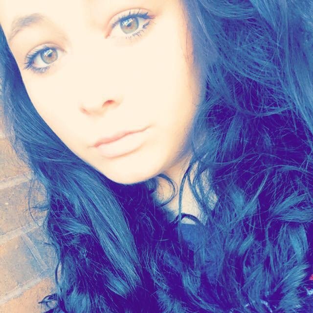 PWCPolice's tweet image. Missing Endangered/ Anna Brough/18 y.o w/f/ lsw Blu jeans/gray sweater/blk backpacks/LS 12500 blk Gordon Blvd