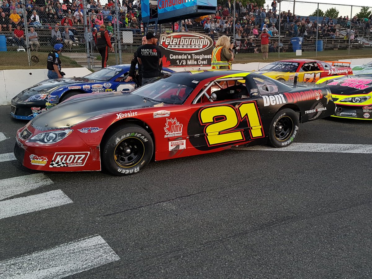Gruntz31's tweet photo. Starting 13th tonight for @MattPritiko with the @UnitedLMSeries at @PtboSpeedway. #100lapper @CMR22Racing https://t.co/LMUec08f1r
