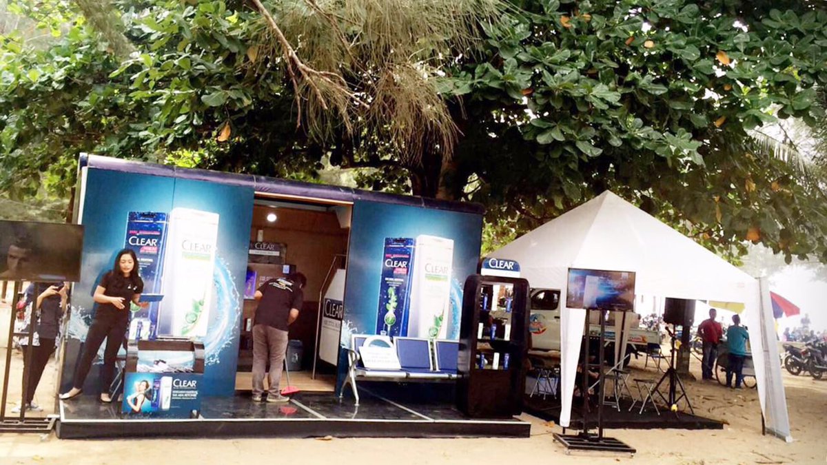 Hi Guys
CLEAR mampir di Balikpapan, ada cuci rambut dan penataan rambut gratis loh guys.