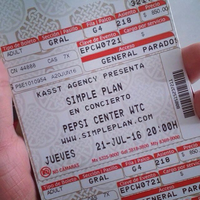 _xndrx23's tweet photo. NECESITO ESE M&G 😭😭😭😭 AYÚDENME CON UN RT PORFAVOR 😭😭❤️ https://t.co/BdoVGqDxgp @Deezer #SimplePlanEnDeezer https://t.co/MASFb1eVB7
