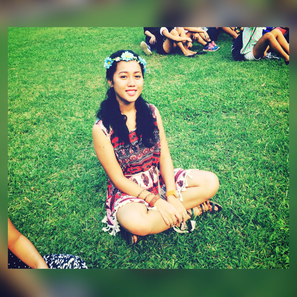 badzgail's tweet photo. BOHEMIAN OUTFIT
#ootd https://t.co/YBgEcCC0bY