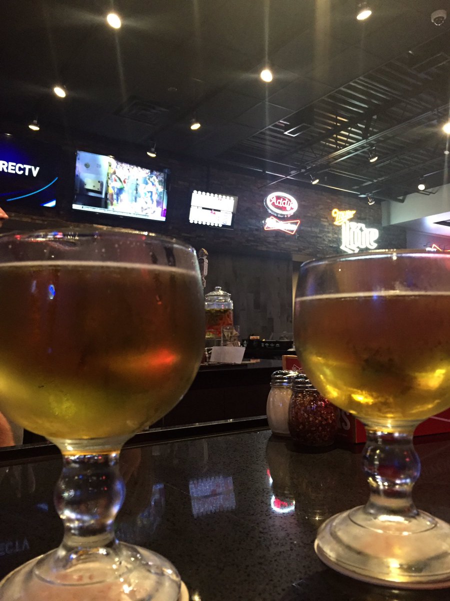 stevegates62's tweet image. Packed at the new @Addysbar.