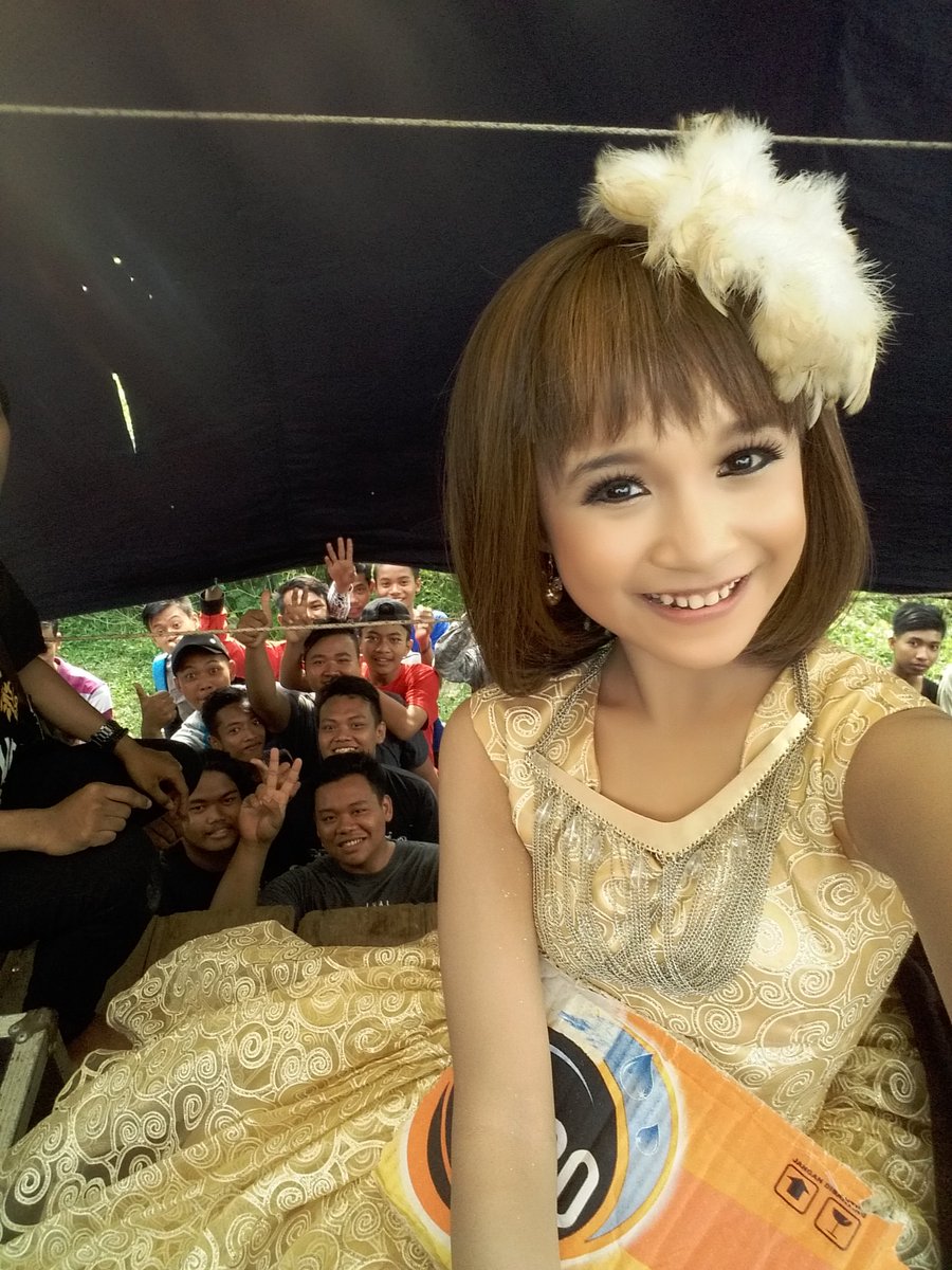 rochman_stk's tweet photo. @OMNEWPALLAPA live Manding•Pucak wangi https://t.co/JrvEitVq1Y