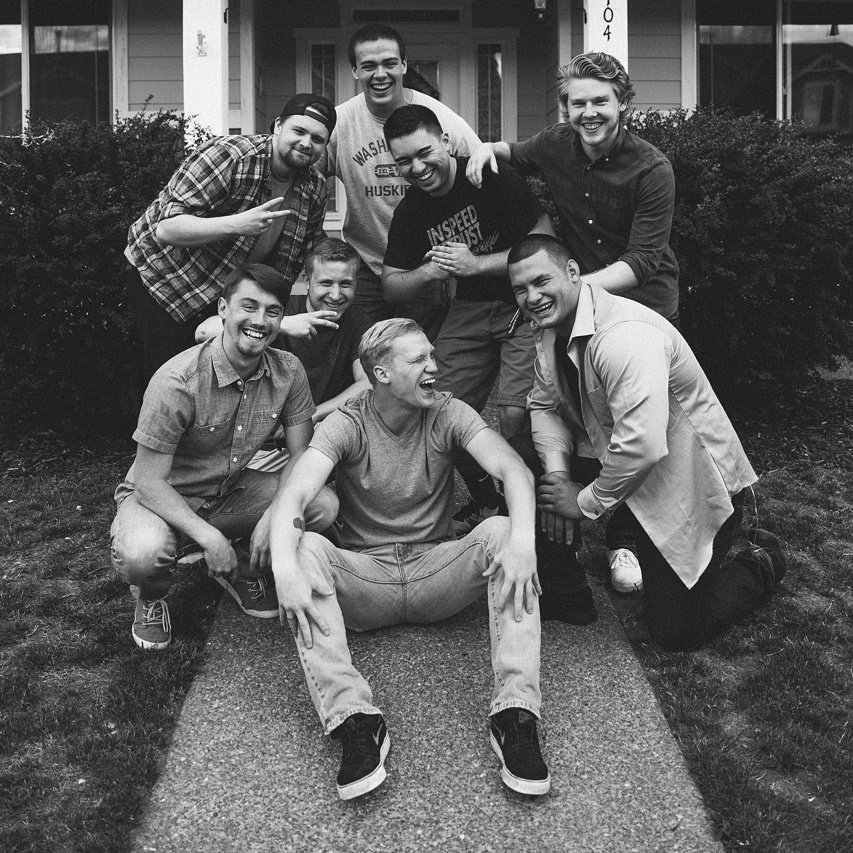 teamamadeo's tweet photo. Started as friends and now we're family good luck in Europe Austin and now I have a pic to put in my helmet FOE https://t.co/hvVwruBEZK
