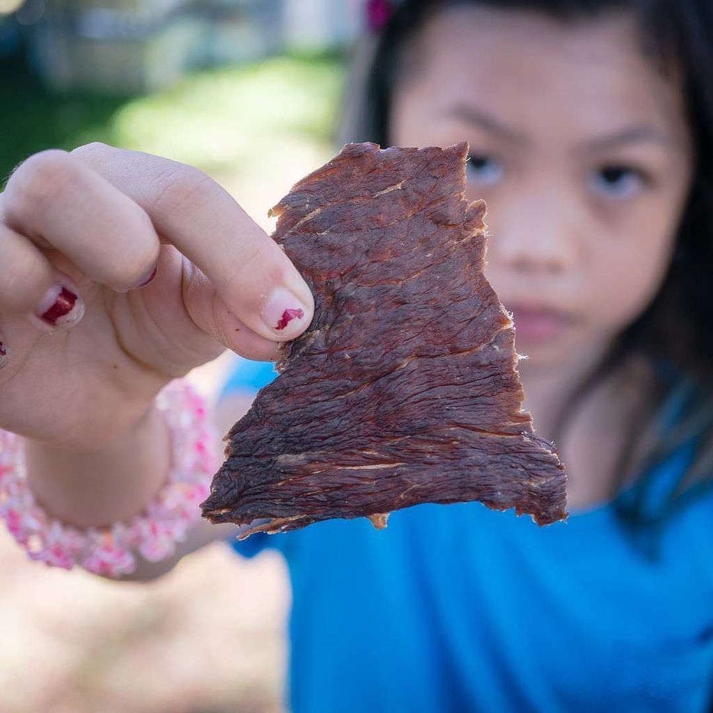TheMenehunes's tweet photo. Beef Jerky Chips at #bestofhonolulu
-
#food #imenehunes #beefjerky #beefchips @honolulumag… https://t.co/NqoAhJuknn https://t.co/JtBvVGoGZP