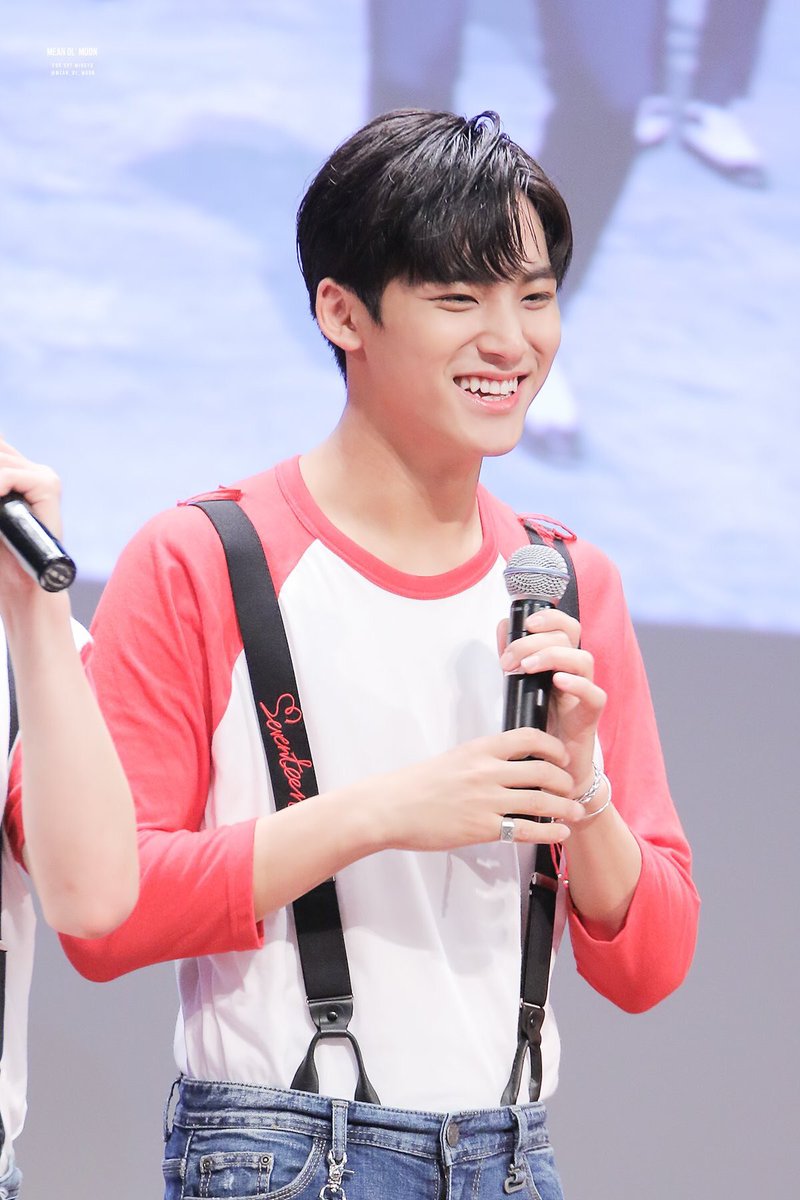 KT98X's tweet photo. ยิ้มขงเทอคือเหตุทิทัมหั้ยจัยสั่นๆๆๆๆๆๆๆ เขิงไปหมดแร้วเนี่ย https://t.co/YE4h48x7PE