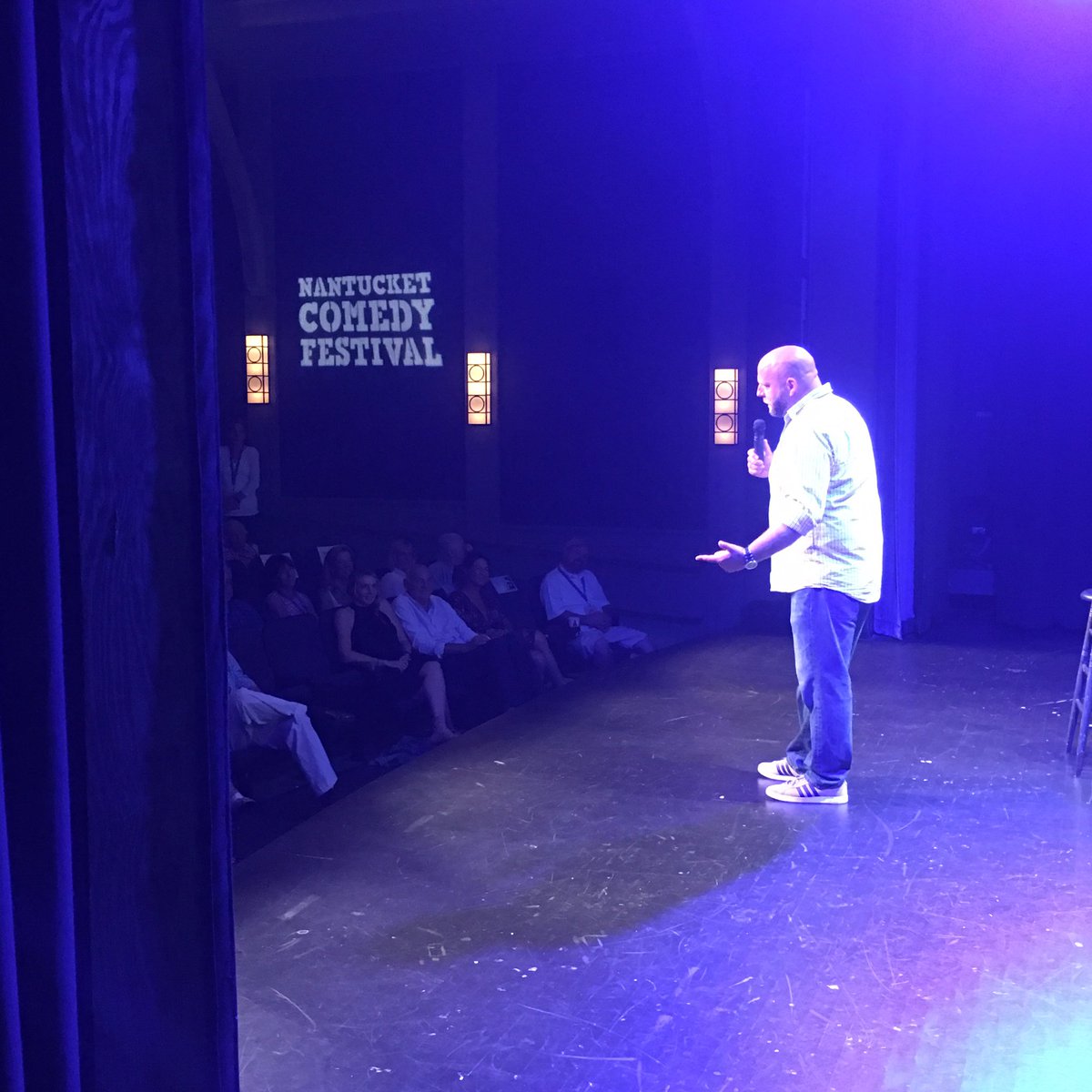 nantucketcomedy's tweet photo. .@BrianGlowacki on stage wowing his hometown crowd in the annual Comedy smACKdown! #ACKComedy #smACKdown https://t.co/YqA8RXe8x1
