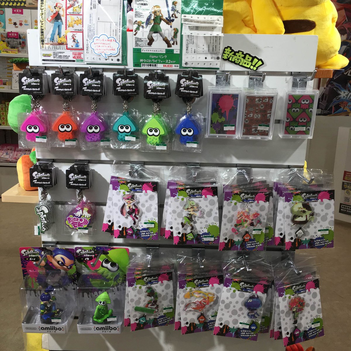 ট ইট র コトブキヤ秋葉原館 1階 新商品情報 任天堂コーナーより 人気ゲーム スプラトゥーン より クリアラバーストラップやアクリルキーホルダーなど 新商品各種が入荷致しました 是非ご利用下さいませ Akiba 任天堂 ট ইট র コトブキヤ秋葉原館 1階 新商品情報 任天堂コーナーより 人気ゲーム スプラトゥーン より クリアラバーストラップやアクリルキーホルダーなど 新商品各種が入荷致しました 是非ご利用下さいませ Akiba 任天堂
