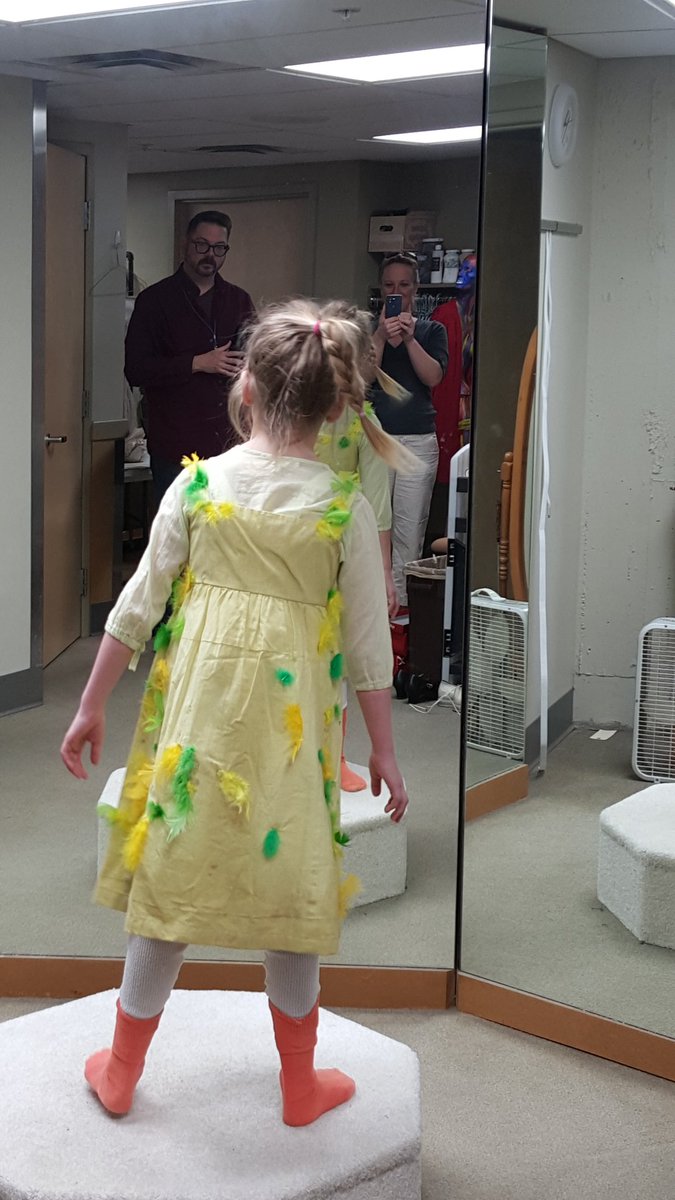 bellajacklynn's tweet photo. A day in the life of a bird costume fitting at the MOH. THANKS everyone you so great to me as always. https://t.co/TTBljpWgfA