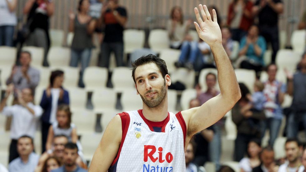 Corbacho baraja varias opciones de futuro y no cierra la puerta a volver al <a href="/OBRADOIROCAB/">MONBUS OBRADOIRO</a> 
ow.ly/XkJ4302jYJ8