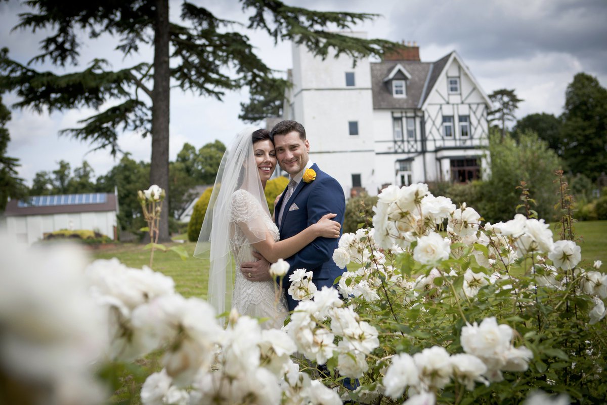 #bridalshoot #weddingshoot #weddingpackages #bickleymanorweddings #perfectvenue #bridalmakeup #weddingphotography :)