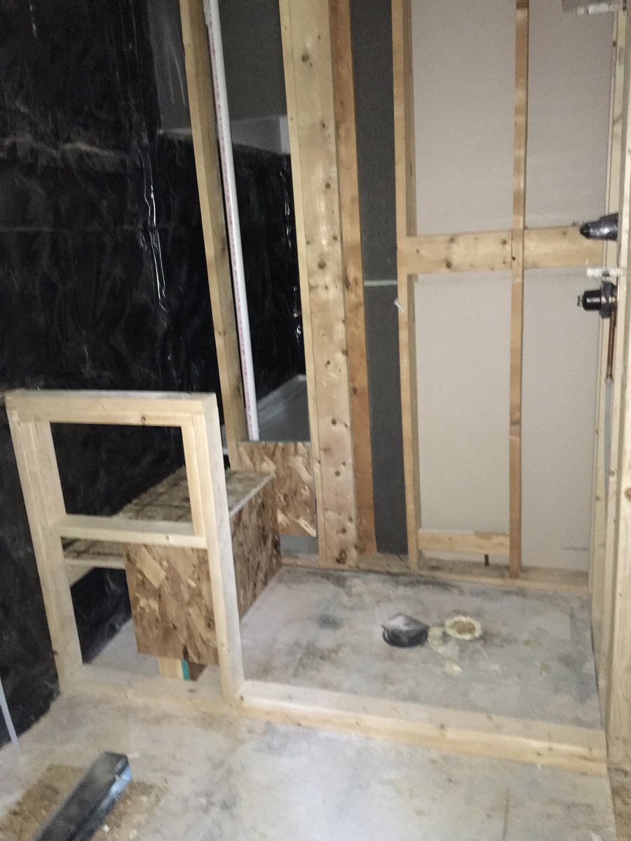 tkdstile's tweet photo. Before and after. Thanks to Darrin @TheTileShop and @Blairtile @kdsmadison https://t.co/SKY9bzViR3