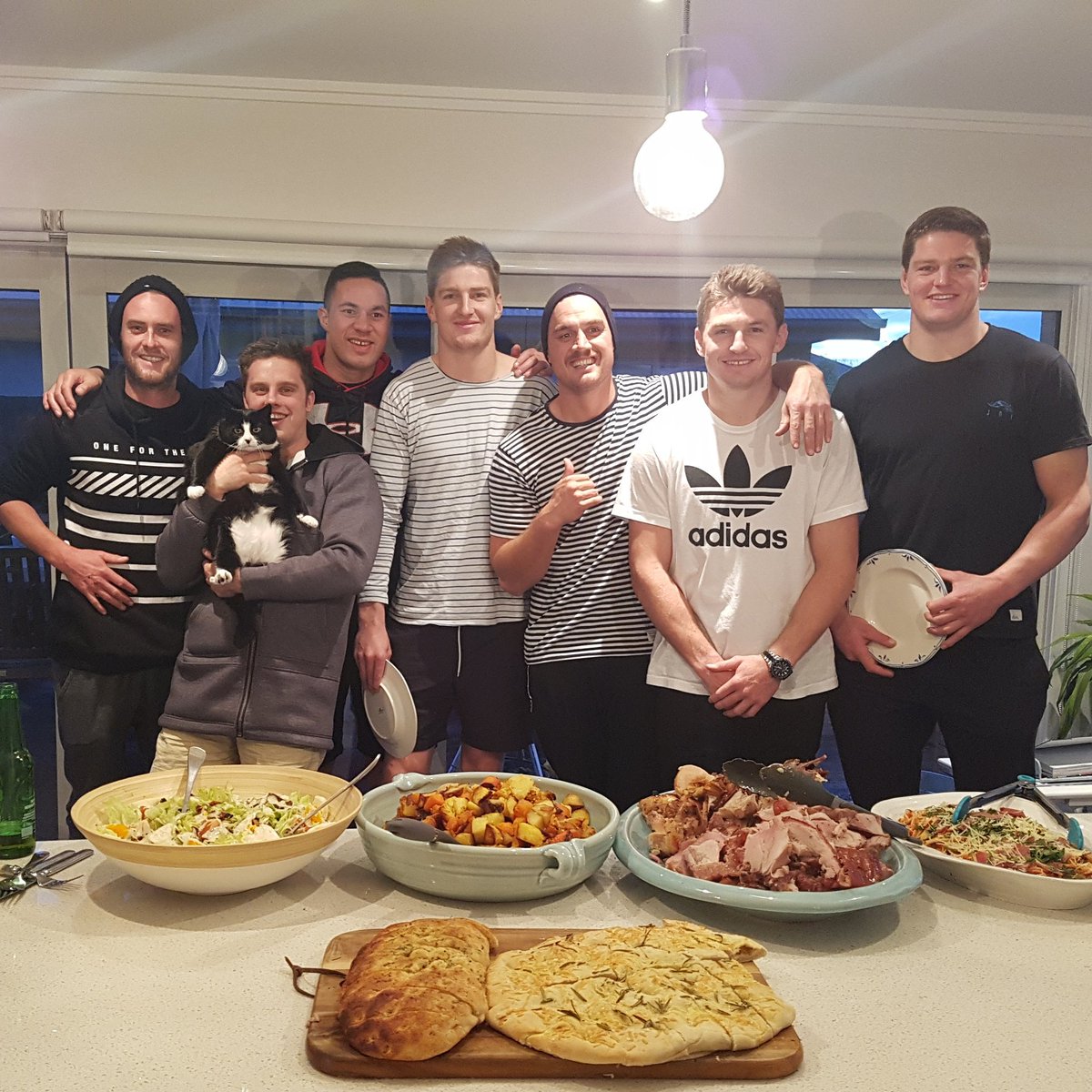 Beauden Barrett On Twitter Dinner At The Dagg S Tonight Thanks Izzy Dagg And Aitken Daisy For Having Us