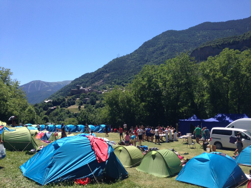 juvenilsasuncio's tweet photo. Estamos de categoría! En el camping de Torla. Hoy subiremos al pueblo #campamentojuveniles2016 https://t.co/jzxMFUOTfq