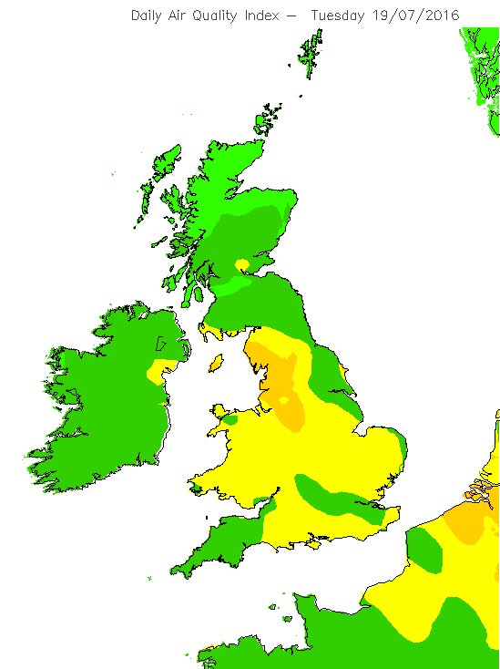 CleanAirLondon's tweet photo. Widespread MODERATE 4-5/10 #airpollution on Tuesday and Wednesday. Worse at urban roadsides https://t.co/xseDb2xr3Q
