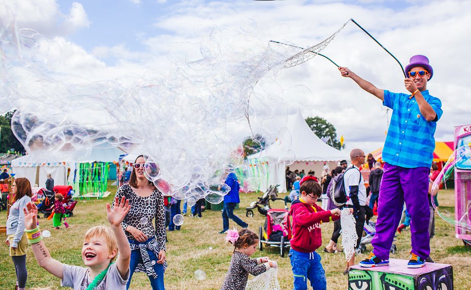 Delighted to be part of the fabulous Art Couture #PainswickFestival2016 TODAY <a href="/ACPainswick/">ACP</a> <a href="/LovePainswick/">Love Painswick</a> #cotswolds