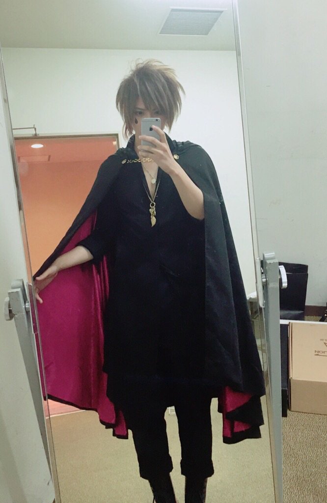 公演を重ねるごとにそらるさんとまふまふの仲も深まっていって、とても嬉しかった。 来てくれたみんな、友だちのみんな本当にありがとう! このステージに立てたこと、