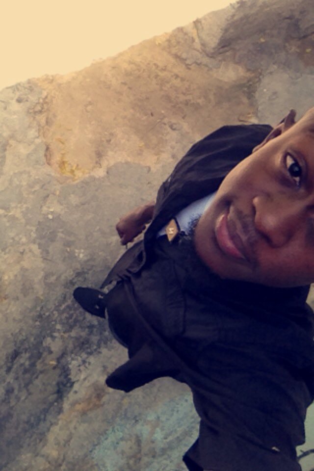 BashooAuguste's tweet photo. #Yahwhe #StLouisRoiDeFrance😇 https://t.co/M5SKI2QjCK