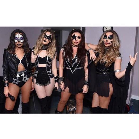 Girouxin_It's tweet image. Tagged by @hoodings123 post a pic of the girls,tag 10 accs and don't break the chain !