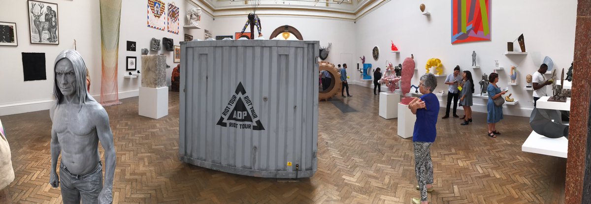 CedricMora's tweet image. #summerExhibition2016 and #DavidHockney at @royalacademy of Arts! So lovely!