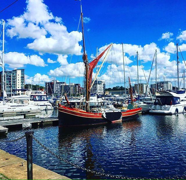 Beautiful views at the waterfront today. Make sure to pop-down for a drink or two 🍹🍾!  
Photo: Luke Mills