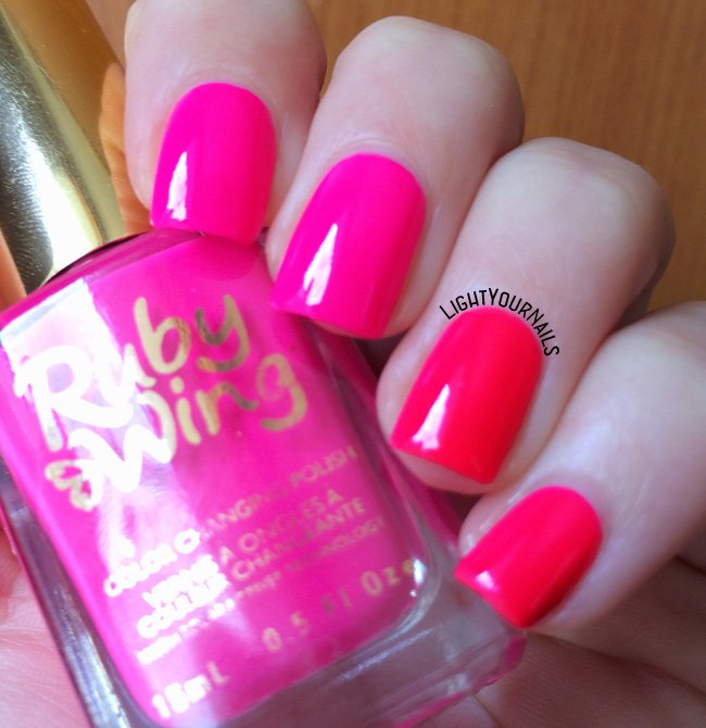 lightyournails's tweet image. Ruby Wing Kitten Heels buff.ly/29xuCD1 #rubywing #nailpolish #smalto #manicure