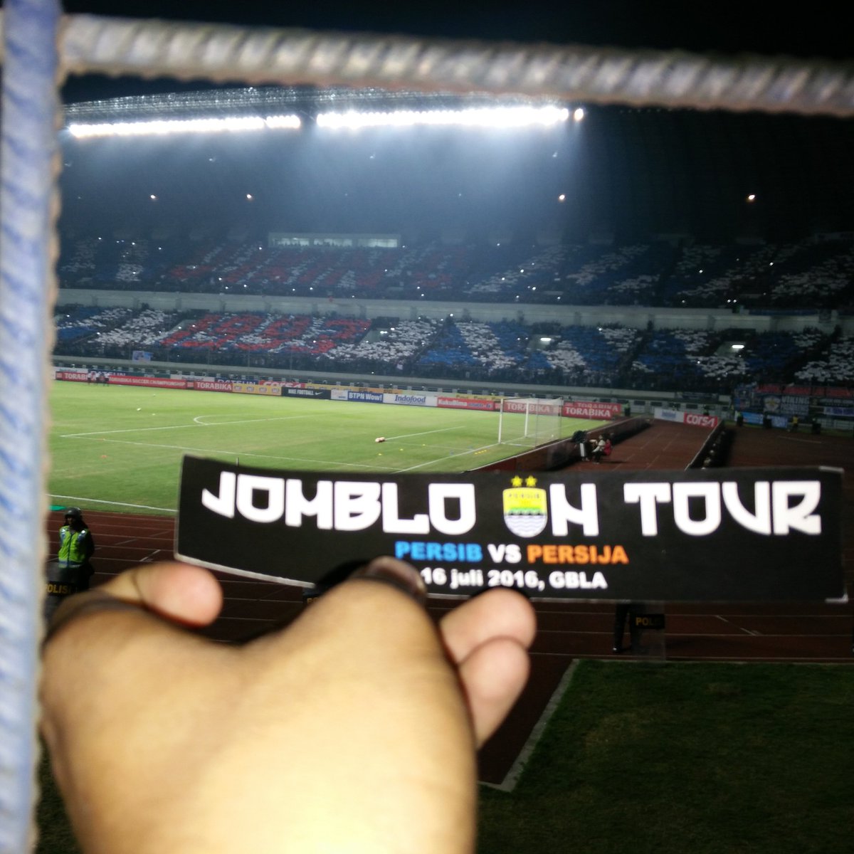 Biar kan Kita Sendiri Persib Tak akan Boleh Sendiri ! #VIKINGSUKOHARJOontOur GBLA :)<a href="/hooligansjomblo/">HOOLIGAN JOMBLO</a> <a href="/casualsjomblo/">Casuals Jomblo 🔹</a>