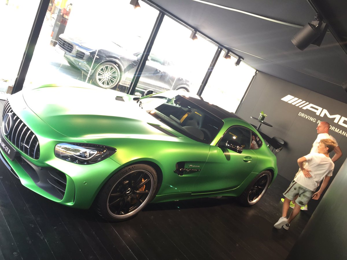 nicoverdonck's tweet photo. Exclusively at @MercedesAMG #popup #knokke store. Last day to discover exclusively our #GreenMeanMachine #amggtr https://t.co/1BJcPQq2zz