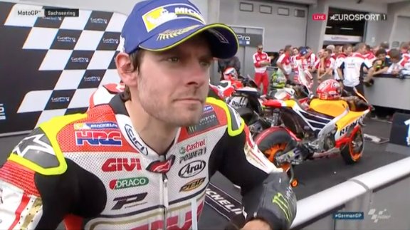 Entwarnung: Noch kein Nachwuchs im Hause Crutchlow - trotzdem ein toller Tag und starker 2. Platz für @calcrutchlow