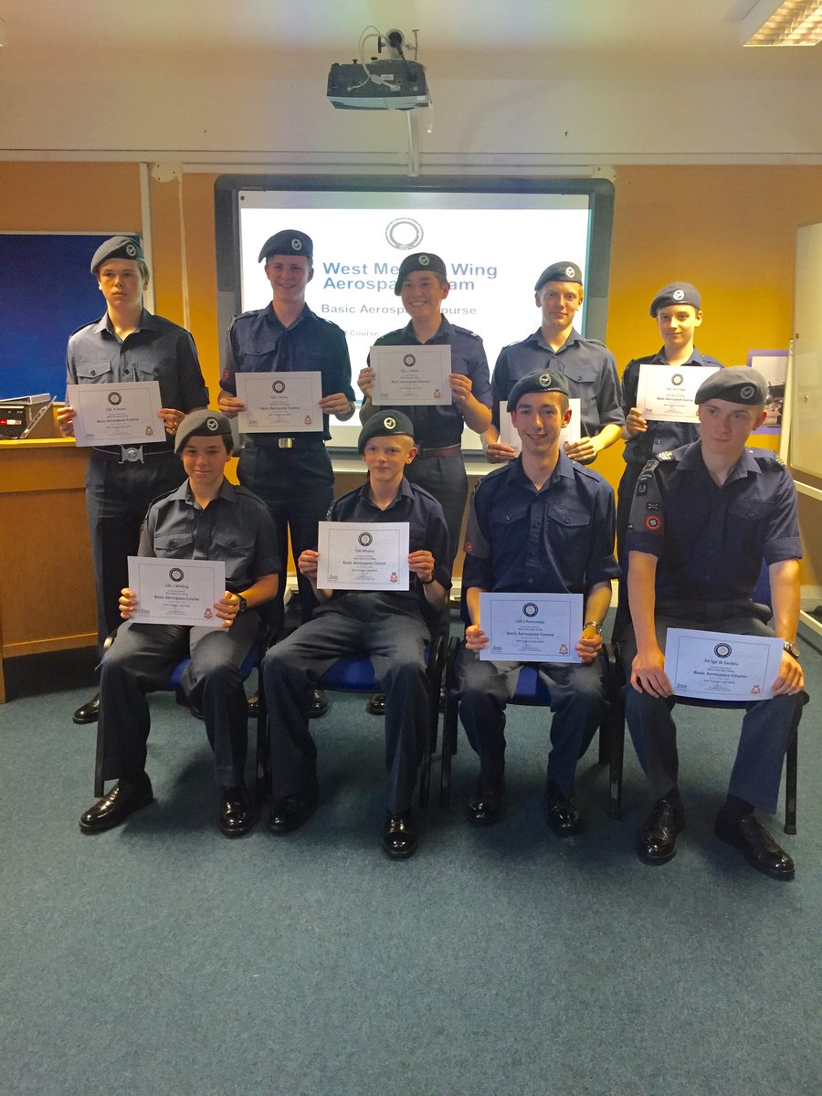 And here are the 9 cadets who were the first to complete the WMW Basic Aerospace Course <a href="/ComdtAC/">Commandant RAF Air Cadets</a> @OCWMercianWing
