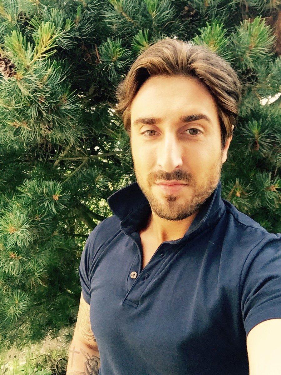 John_Alberti's tweet image. Happy Sunday 😘😘☀️😉 Got to Love SPAGHETTI SUNDAYS 🇮🇹🍝🍝🍝🍝🇮🇹 #FamilyFirst #FamilyOverEverything #SpaghettiSunday