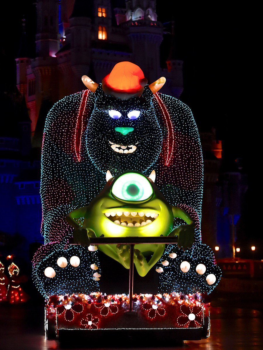 サリーマイク様☆ マイク・ワゾウスキ｜モンスターズ・インク｜ディズニー公式