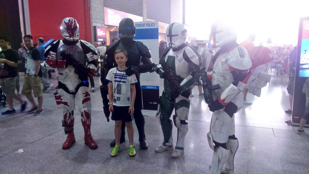 SeanChriscole's tweet image. @TownleyPeter The #RepublicCommandos I mentioned earlier! #SWCEPics #ScorchAllTheWay @SW_Celebration