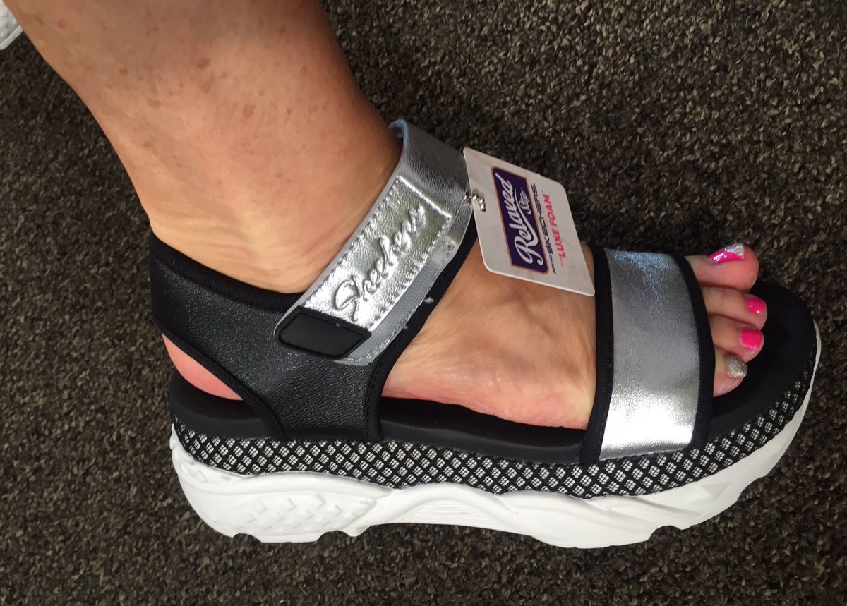 FINALLY!!! An athletic shoe made for me!! #skechers