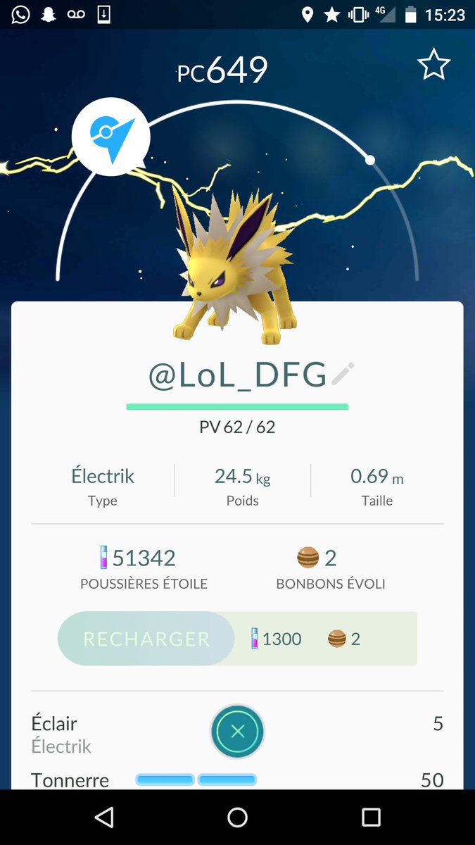 LoL_DFG's tweet photo. Je prends des arènes et je fais ma pub en même temps. D'une pierre deux coups. https://t.co/XqElDHZ97d