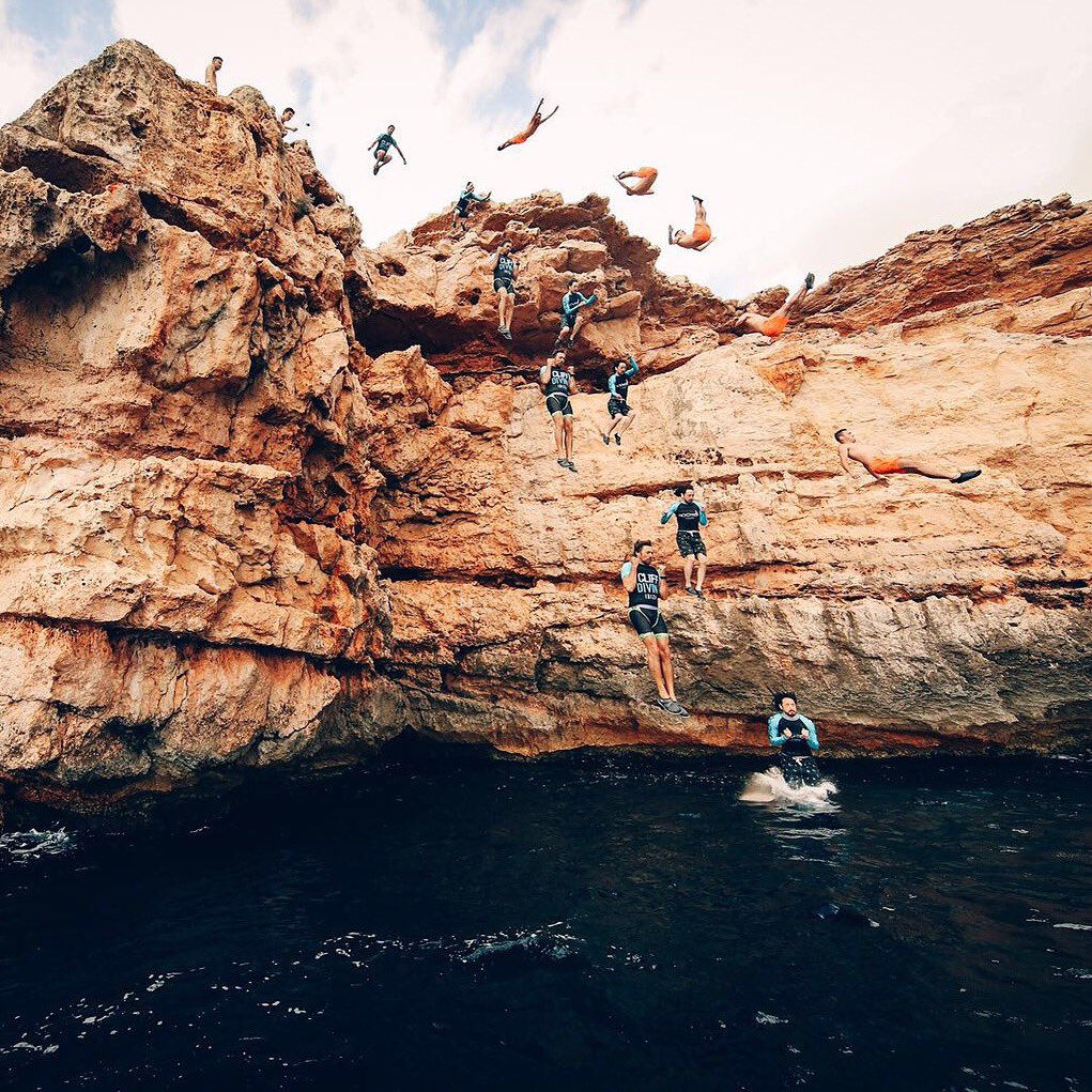 #8 of the day. Nice little pocket jump inside Cala Gracío cliff. Ibiza life! #aokijump https://t.co/Yrka8edVW3