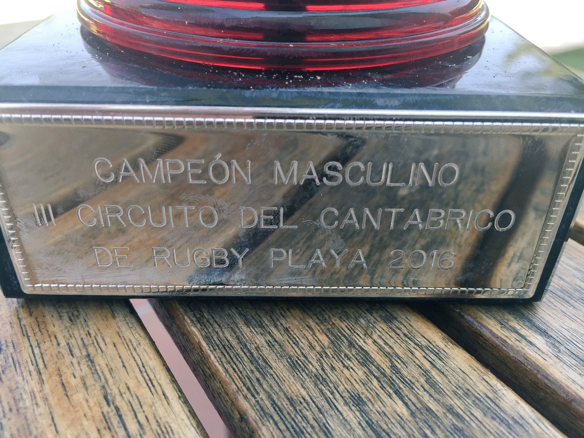 wissthemama's tweet photo. King in the North! Wiss the Mama campeón del III CIRCUITO DEL CANTÁBRICO DE RUGBY PLAYA @JustEat_es #WissSpirit https://t.co/sj3eYu0rJy