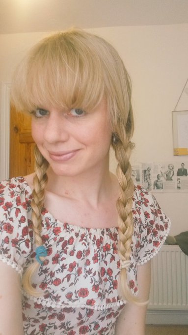 This is why they call me Heidi 😜 #girlnextdoor #camgirl #pigtails @thesexpedition @HornyDutchy @TheCAMabis100<a href="/tag/girlnextdoor"class="tags">#girlnextdoor</a><a href="/tag/pigtails"class="tags"><span>#pigtails</span></a><a href="/tag/camgirl"class="tags"><span>#camgirl</span></a>