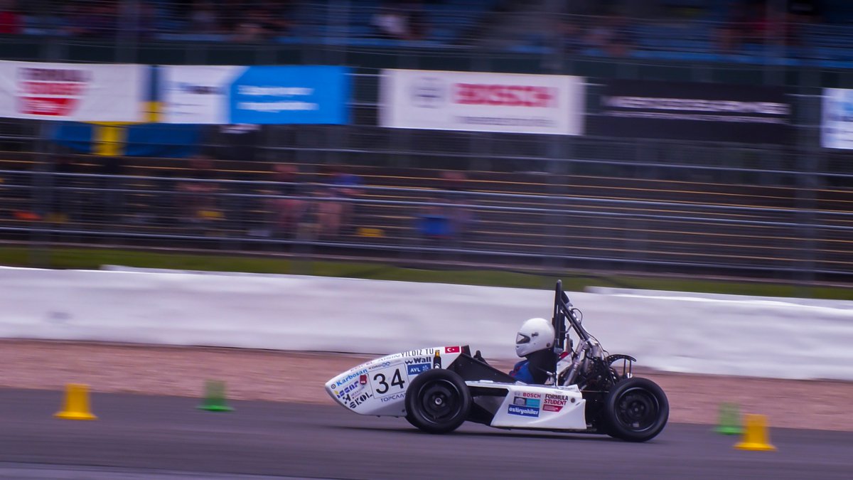 yturacing's tweet image. FSUK2016 - Endurance #FS2016 @FSUKLive