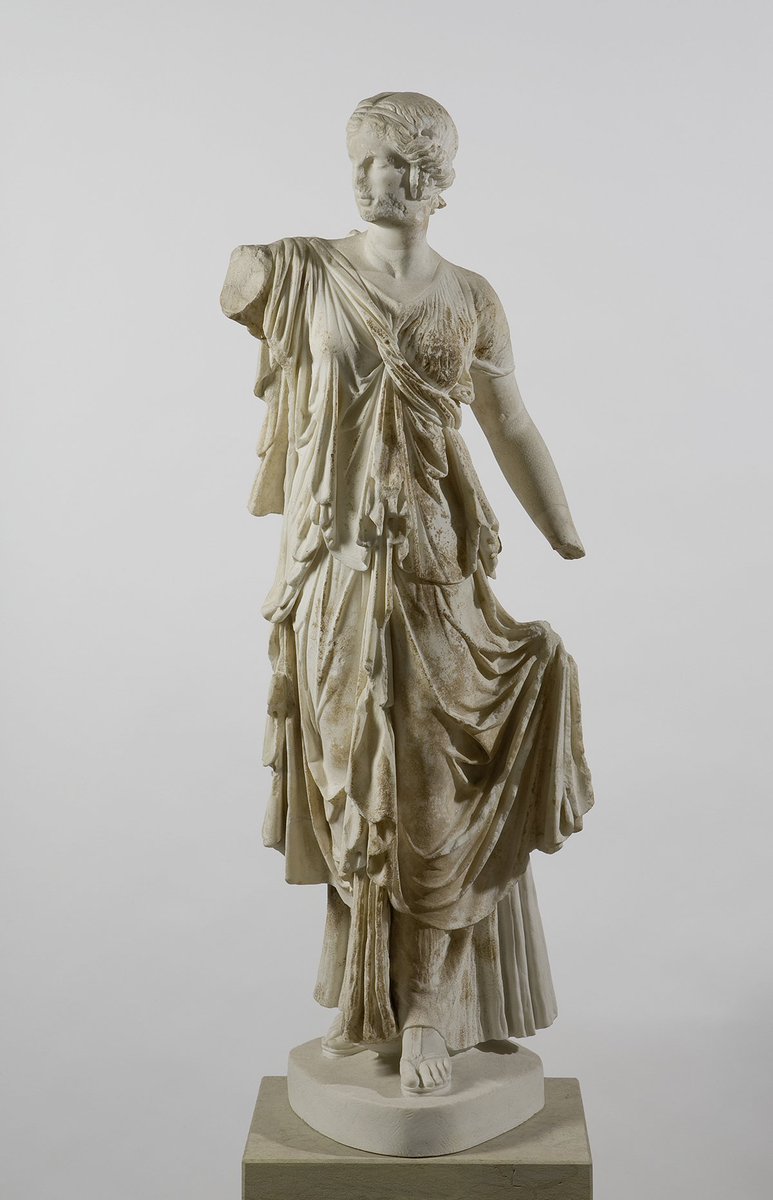 metmuseum's tweet photo. "Pergamon and the Hellenistic Kingdoms of the Ancient World" closes today. https://t.co/X7nnNCrvaZ #MetPergamon https://t.co/QedUaGhDcP